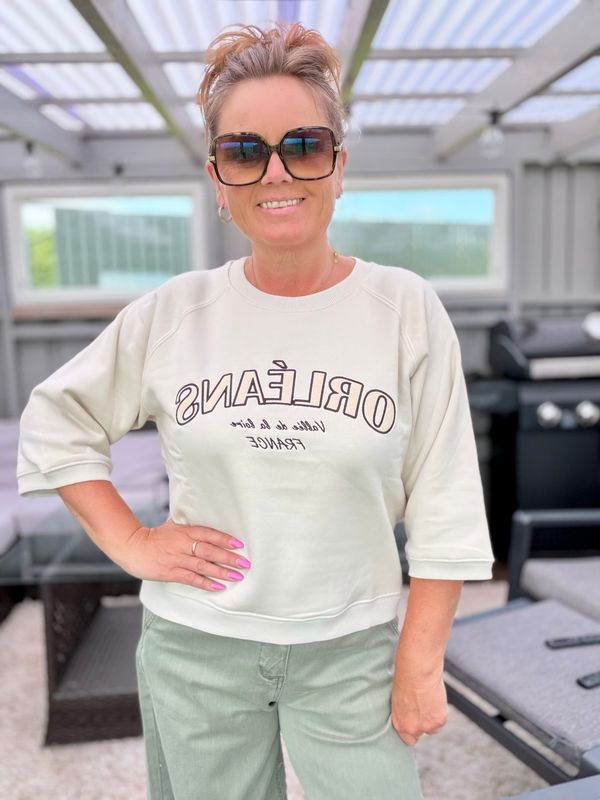 Kamela Sweatshirt – Moonbeam