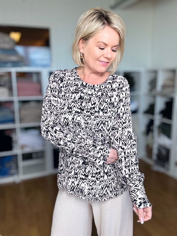 Adney bluse Moonbeam w. Black