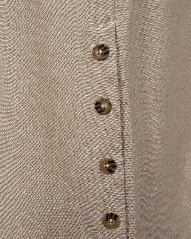 Lava topp med knapper i siden. simply taupe
