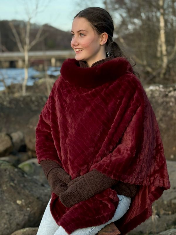 Poncho fur Bordeaux