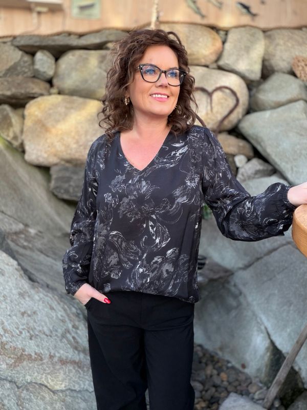 Lova V-hals bluse
